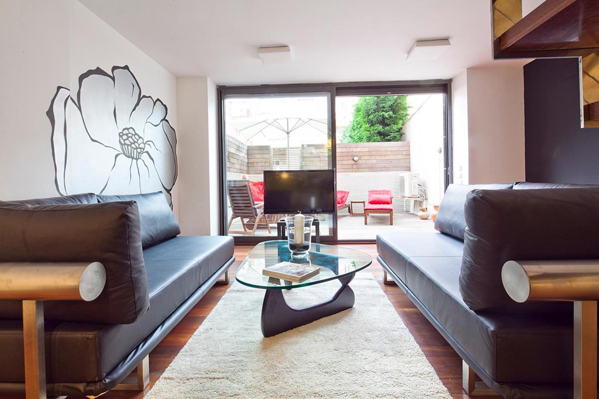 My Space Emirates - Splendid Apartment With Terrace And Pool Near Park Gueell バルセロナ エクステリア 写真