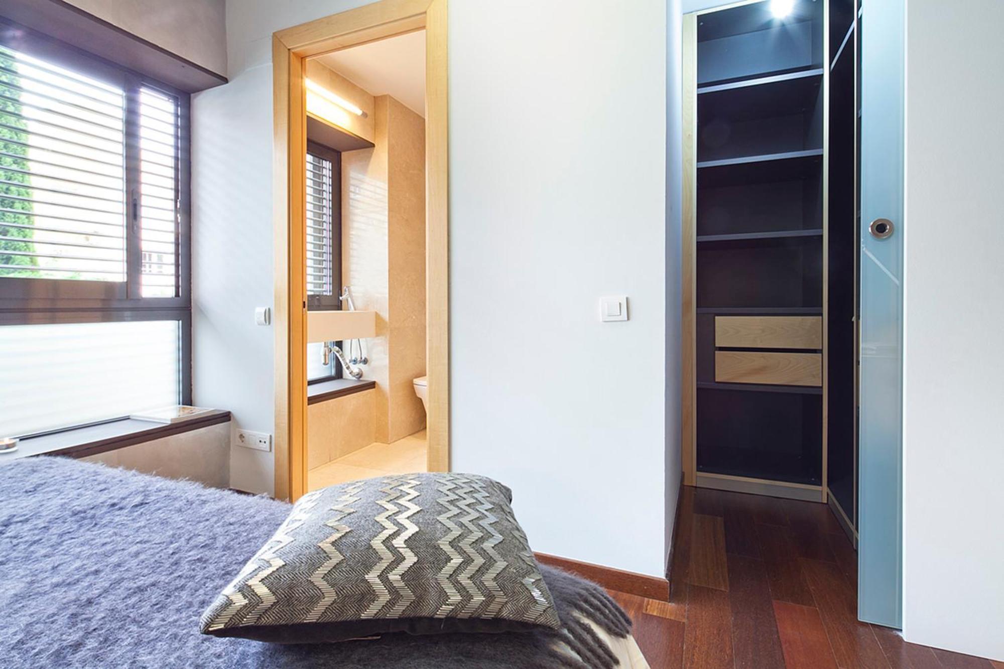 My Space Emirates - Splendid Apartment With Terrace And Pool Near Park Gueell バルセロナ エクステリア 写真